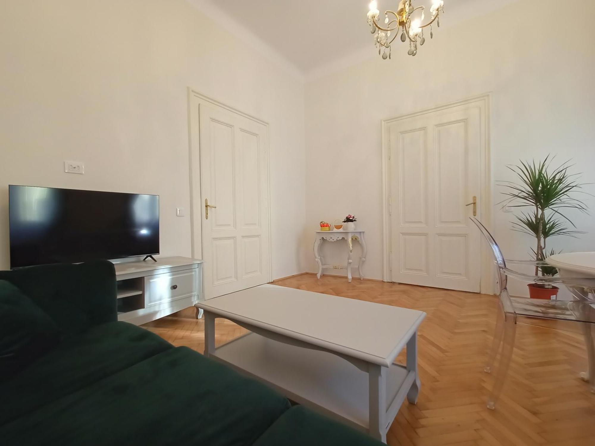 Garden Of Light Apartment Sibiu Exterior photo